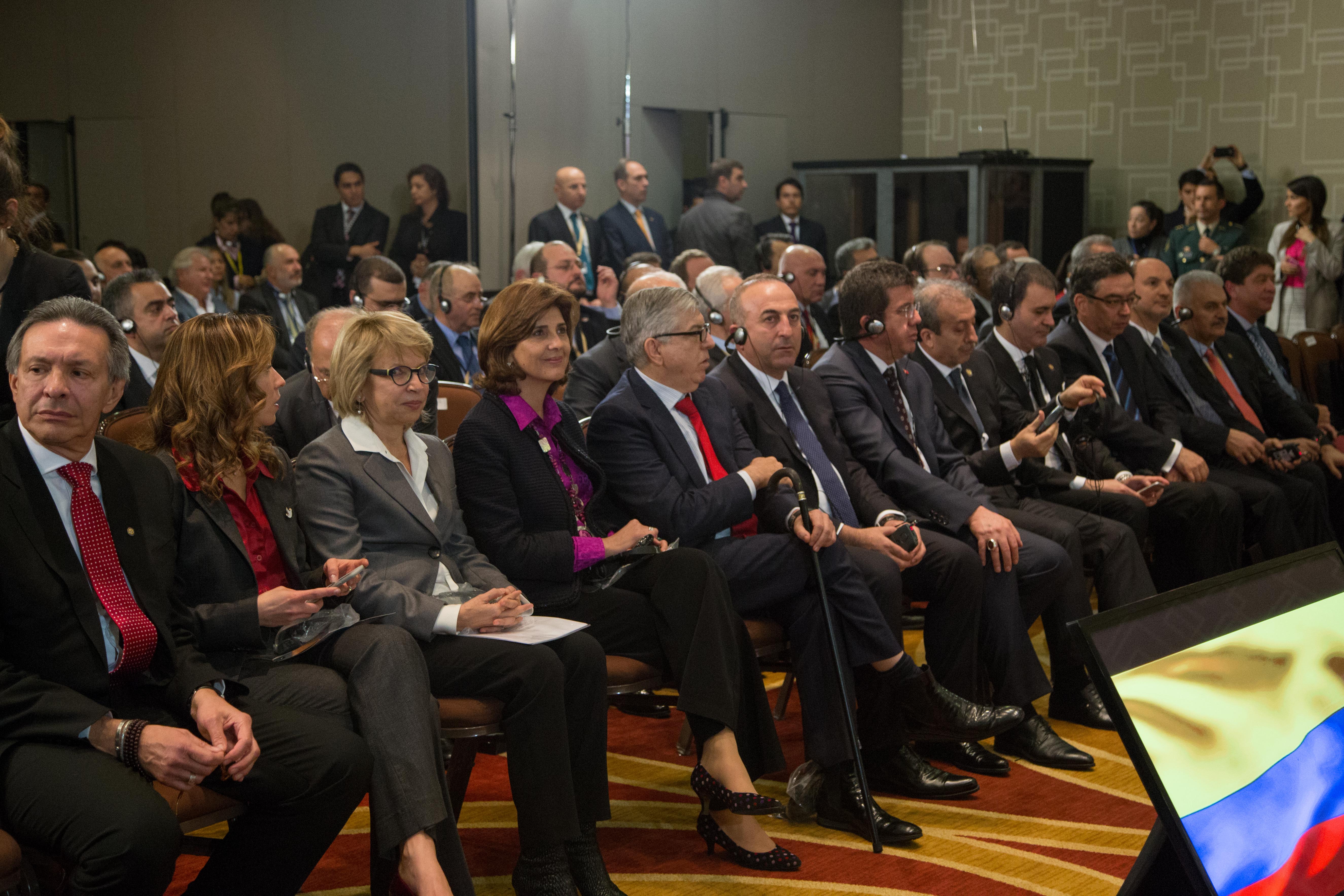 Ministra Holguín y Presidente Santos Foro empresarial Colombia - Turquía