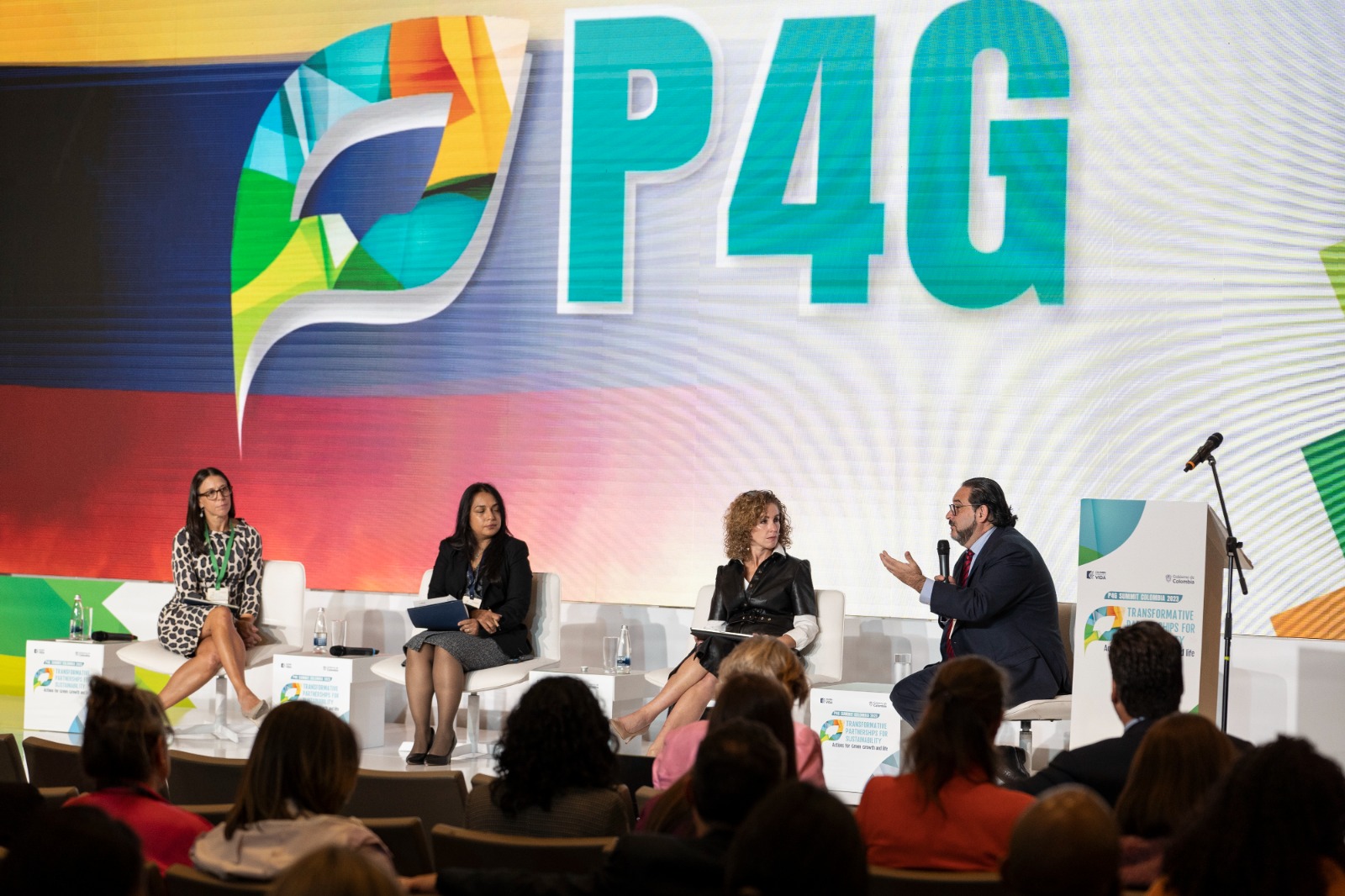 El cambio climático no nos va a esperar: conclusión del panel de alto nivel sobre Alianzas para una Transición Justa en la cumbre P4G que se desarrolla en Bogotá