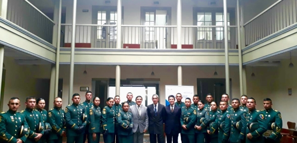 Alféreces de la Escuela Militar “General José María Córdova” visitaron la Academia Diplomática “Augusto Ramírez Ocampo” de la Cancillería