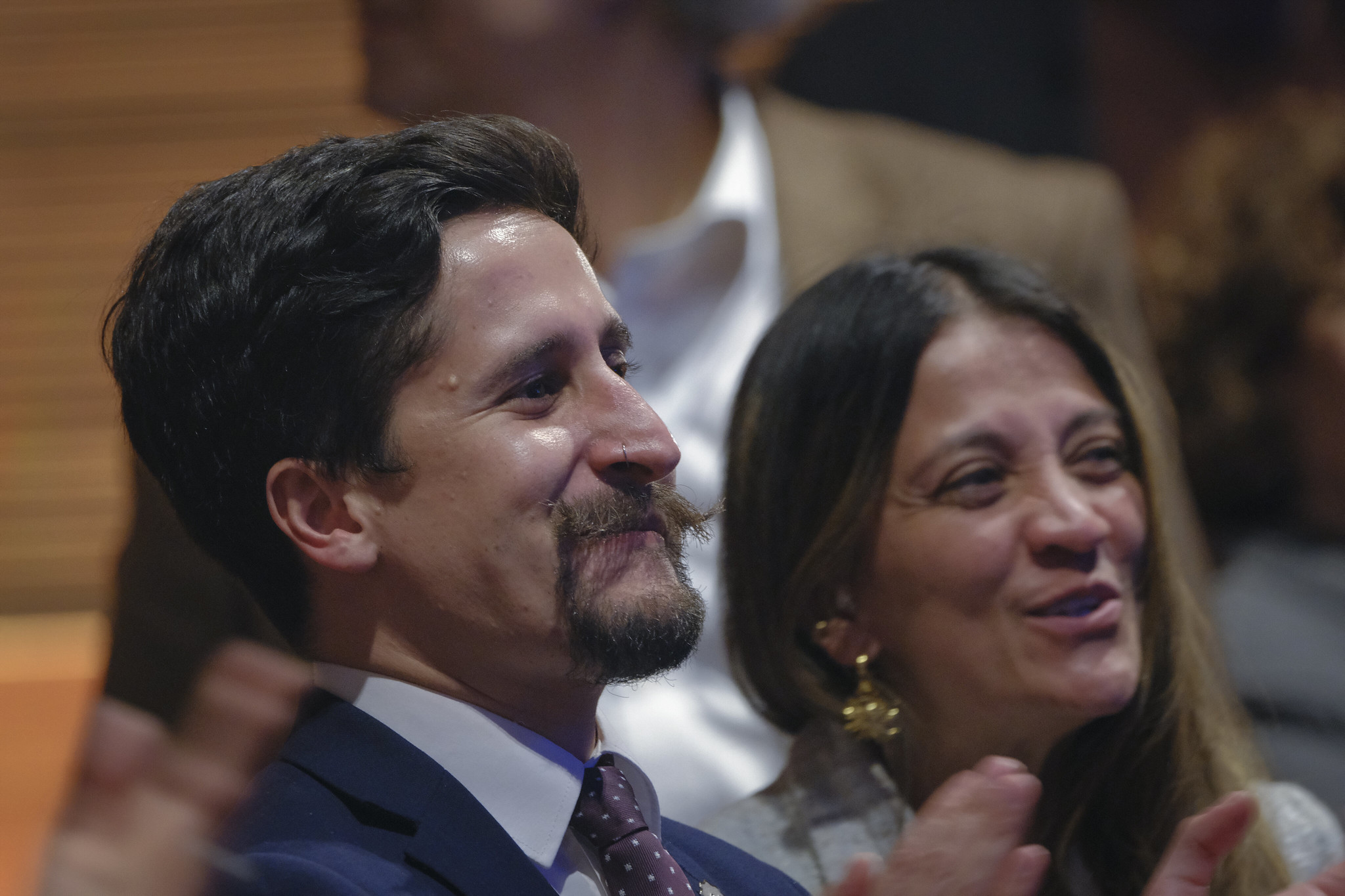 Canciller (e) Rosa Yolanda Villavicencio Mapy acompaña al Presidente Gustavo Petro durante su intervención en el Encuentro con la Sociedad Civil en el marco de la ‘Reunión de Alto Nivel: Democracia Siempre’