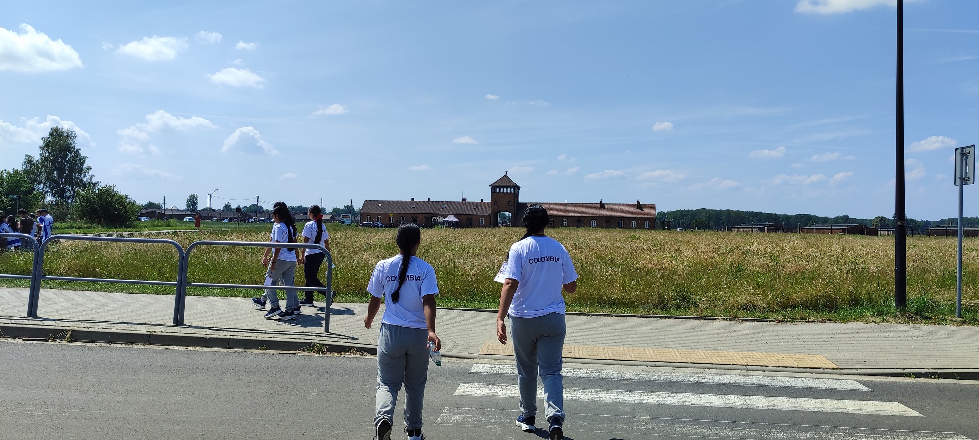 Desde Polonia, regresaron del intercambio de diplomacia deportiva las voleibolistas de la Casa Lúdica para la Paz de Fortul, Arauca