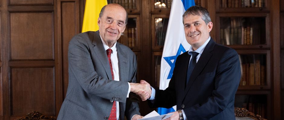 Ministro Álvaro Leyva Durán recibió copia de Cartas Credenciales del nuevo Embajador de Israel en Colombia, Gali Dagan