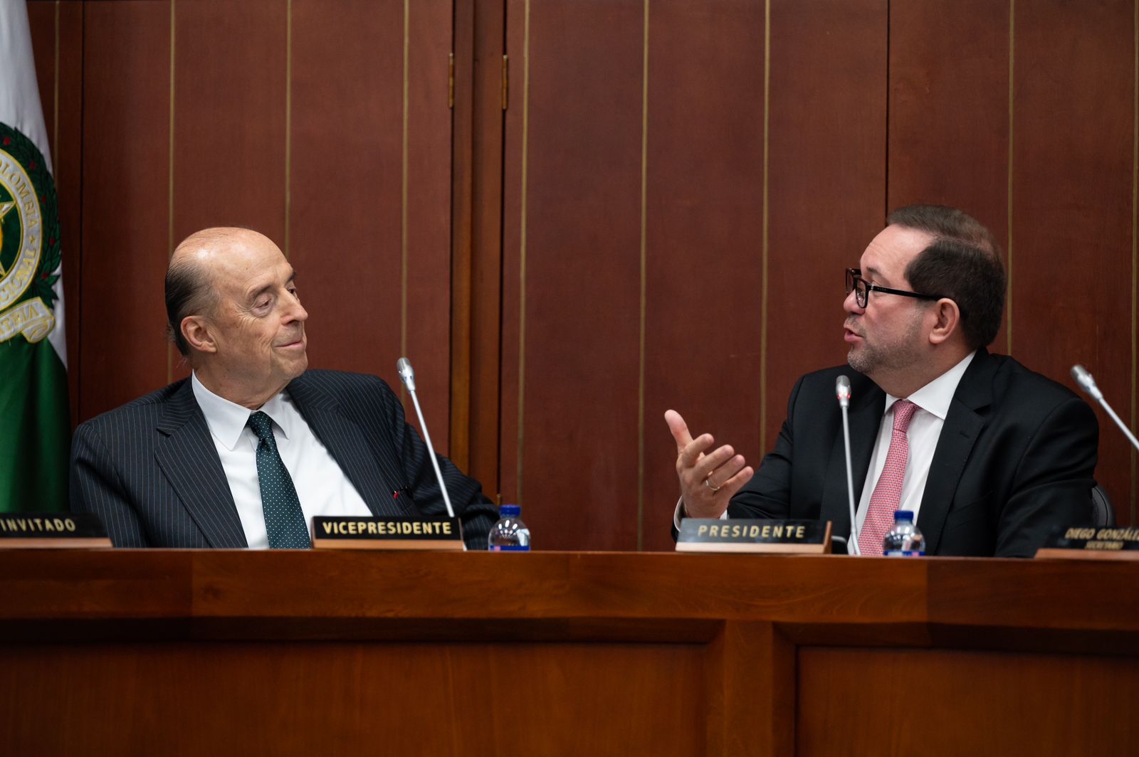 Canciller Álvaro Leyva Durán le solicitó a la Comisión Segunda del Senado que haga acompañamiento y seguimiento al proceso licitatorio de pasaportes