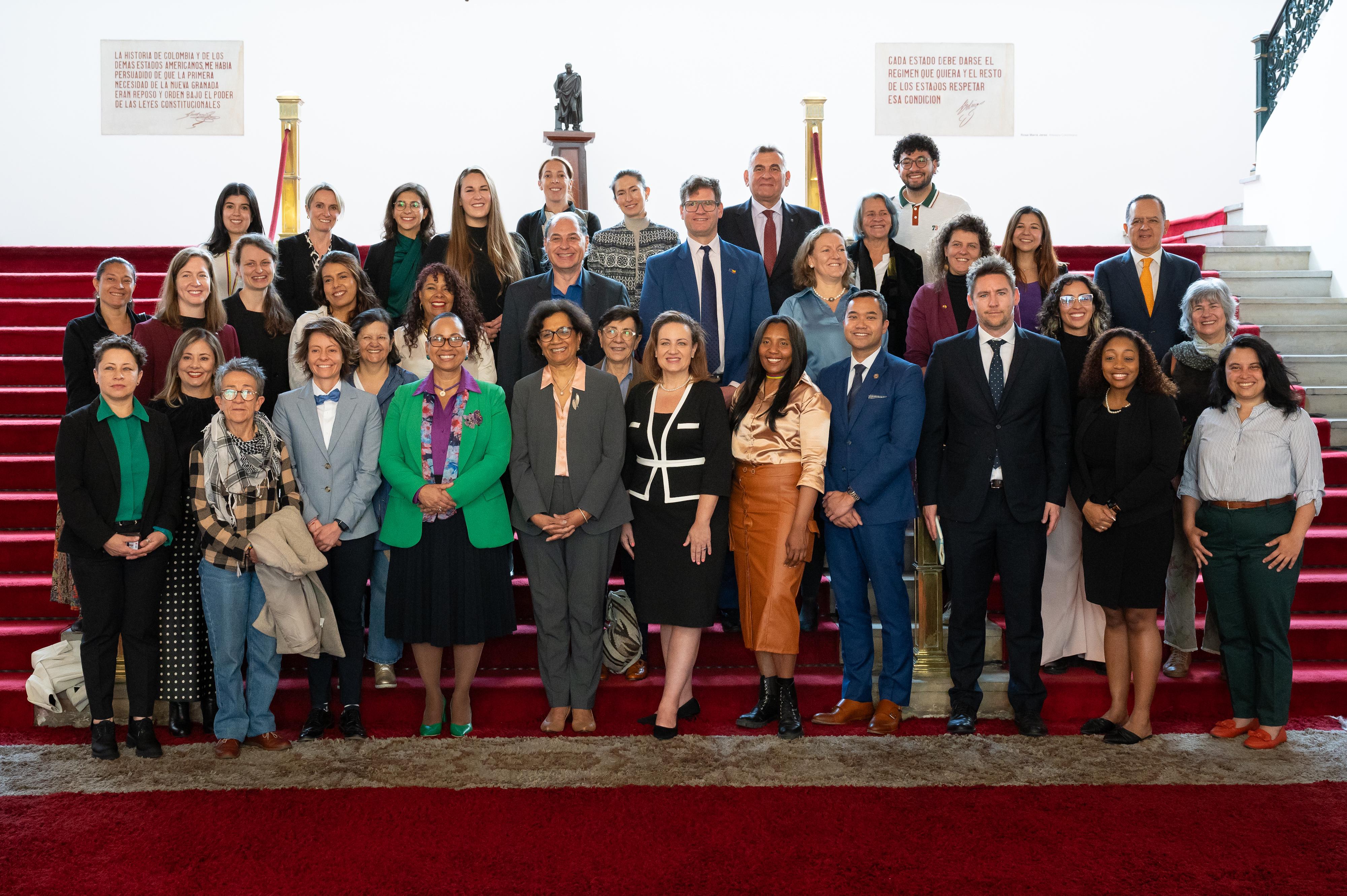 Colombia y Estados Unidos firman Memorando de Entendimiento para crear el Centro de Excelencia de Mujeres, Paz y Seguridad de América Latina y El Caribe; el primero en la Región