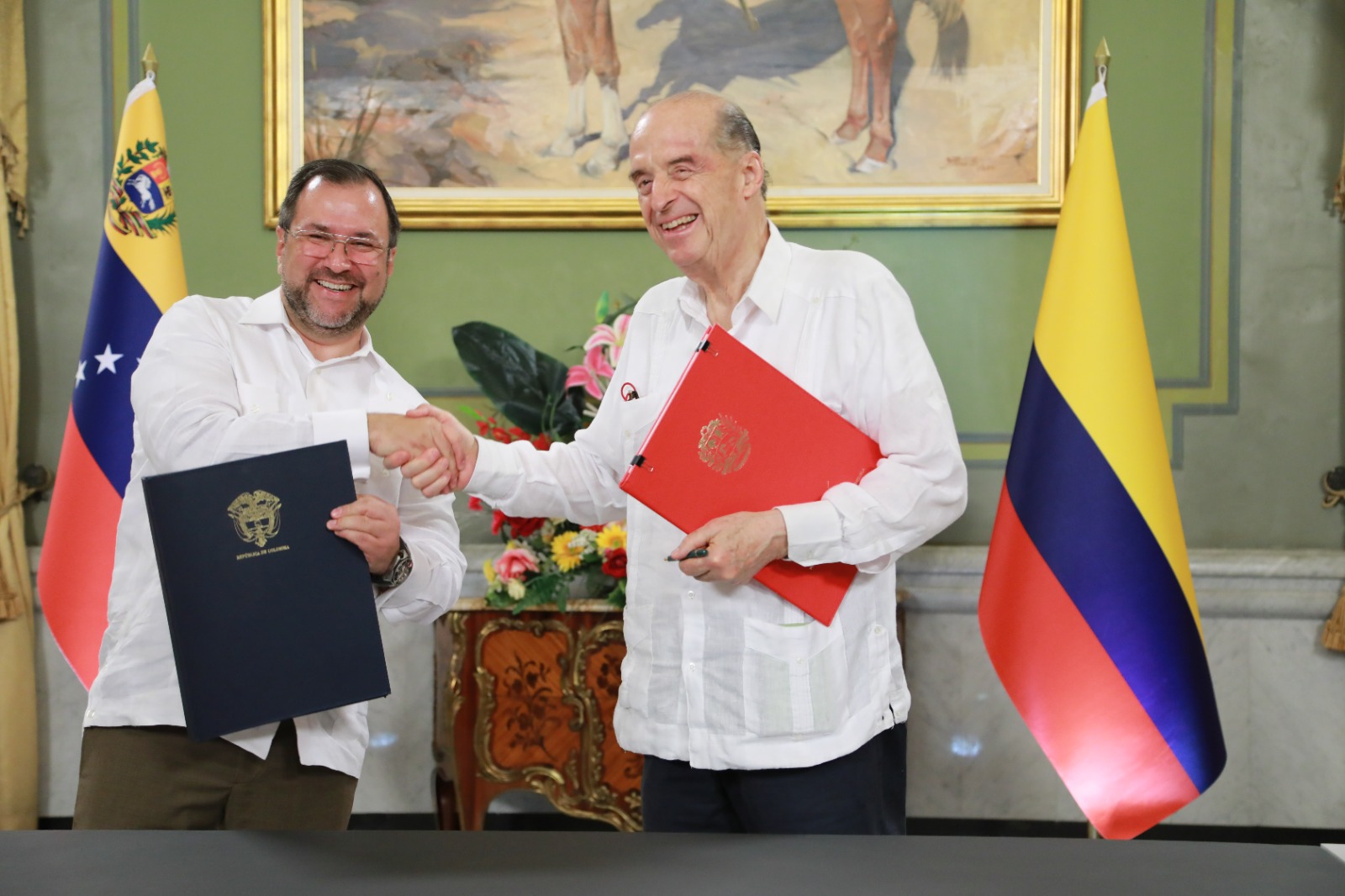 Colombia y Venezuela firmaron acuerdo para la protección de sus niños niñas y adolescentes