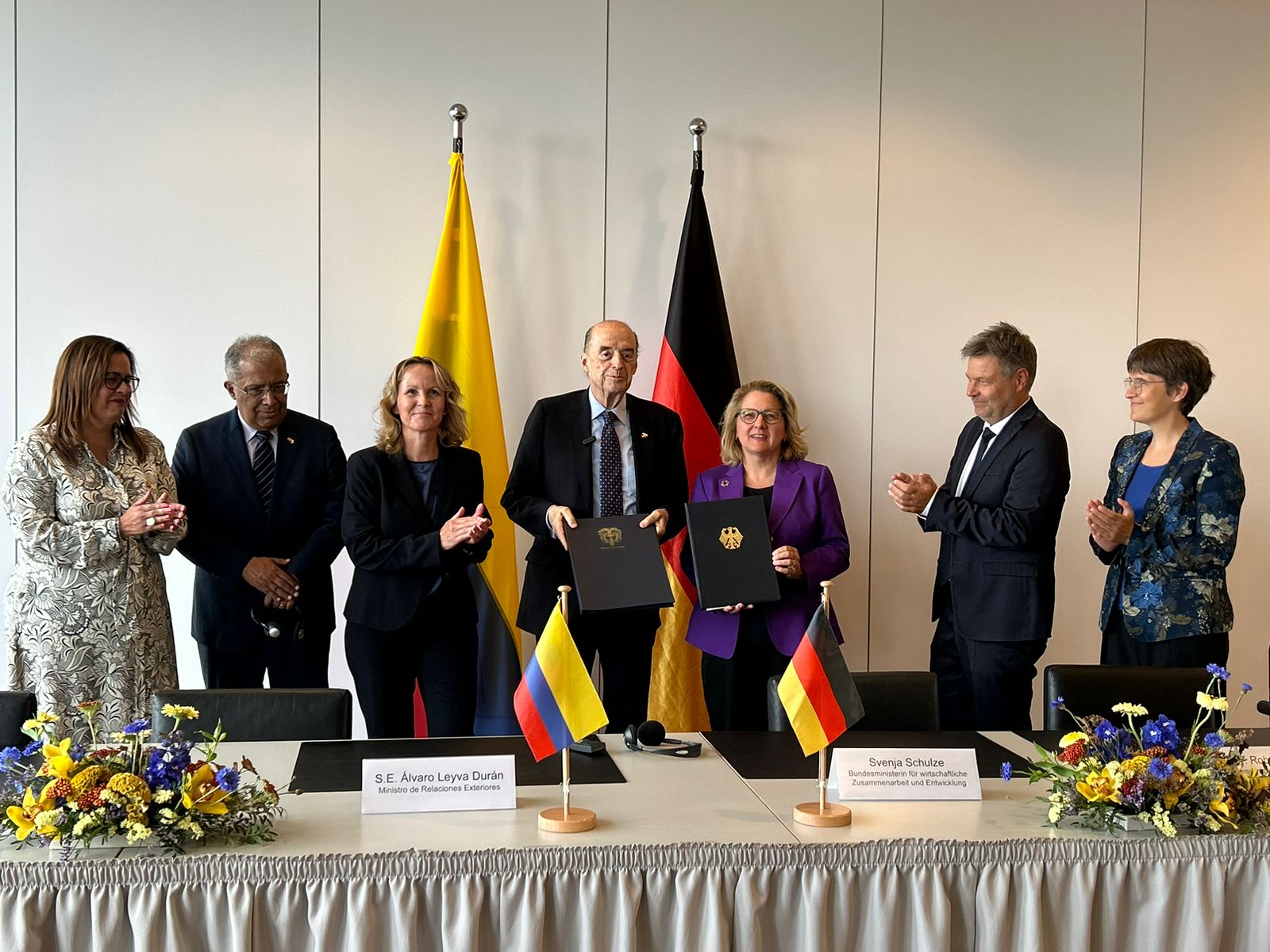 Comunicado de prensa conjunto: Alemania y Colombia acuerdan una alianza para el clima y una transición energética justa 