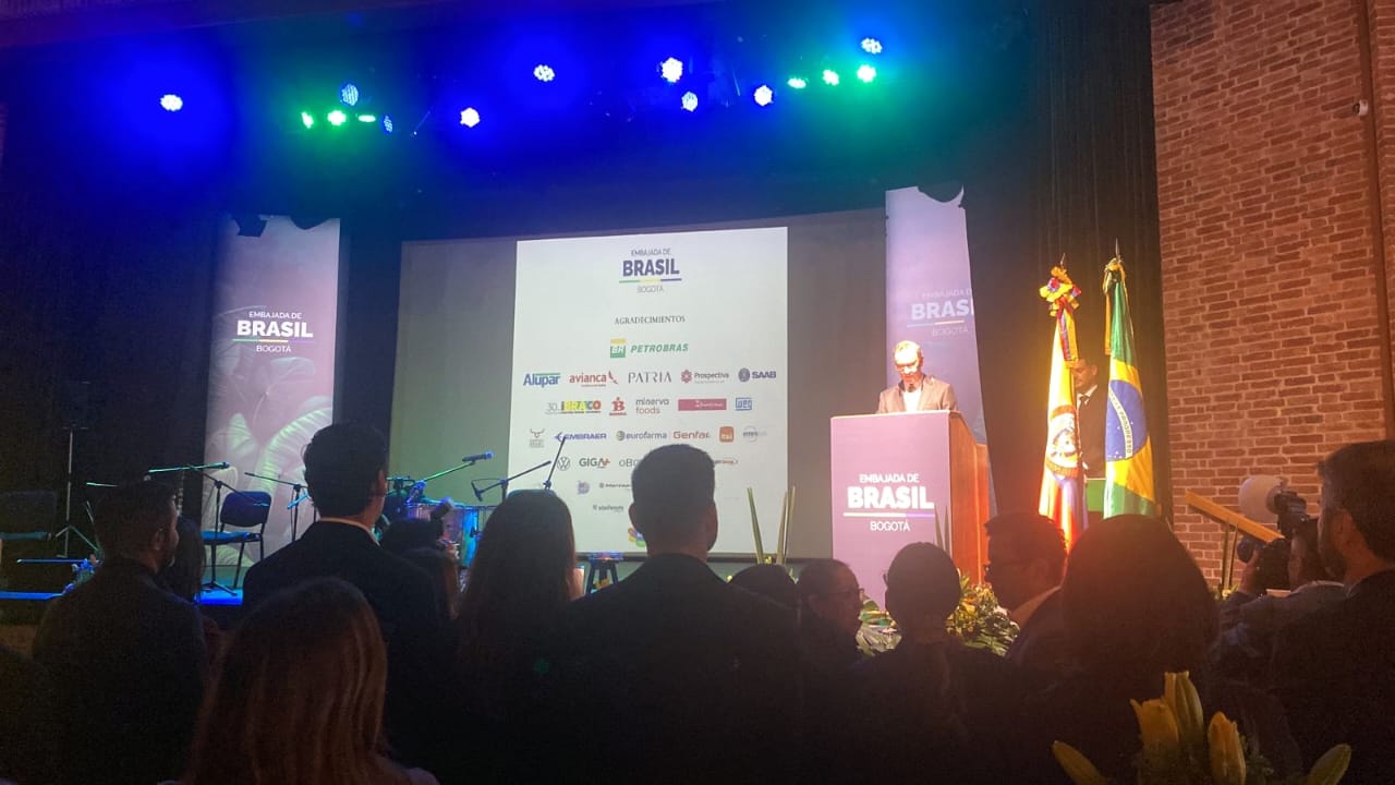Academia Diplomática Augusto Ramírez Ocampo participó en la Fiesta Nacional de Brasil 2025