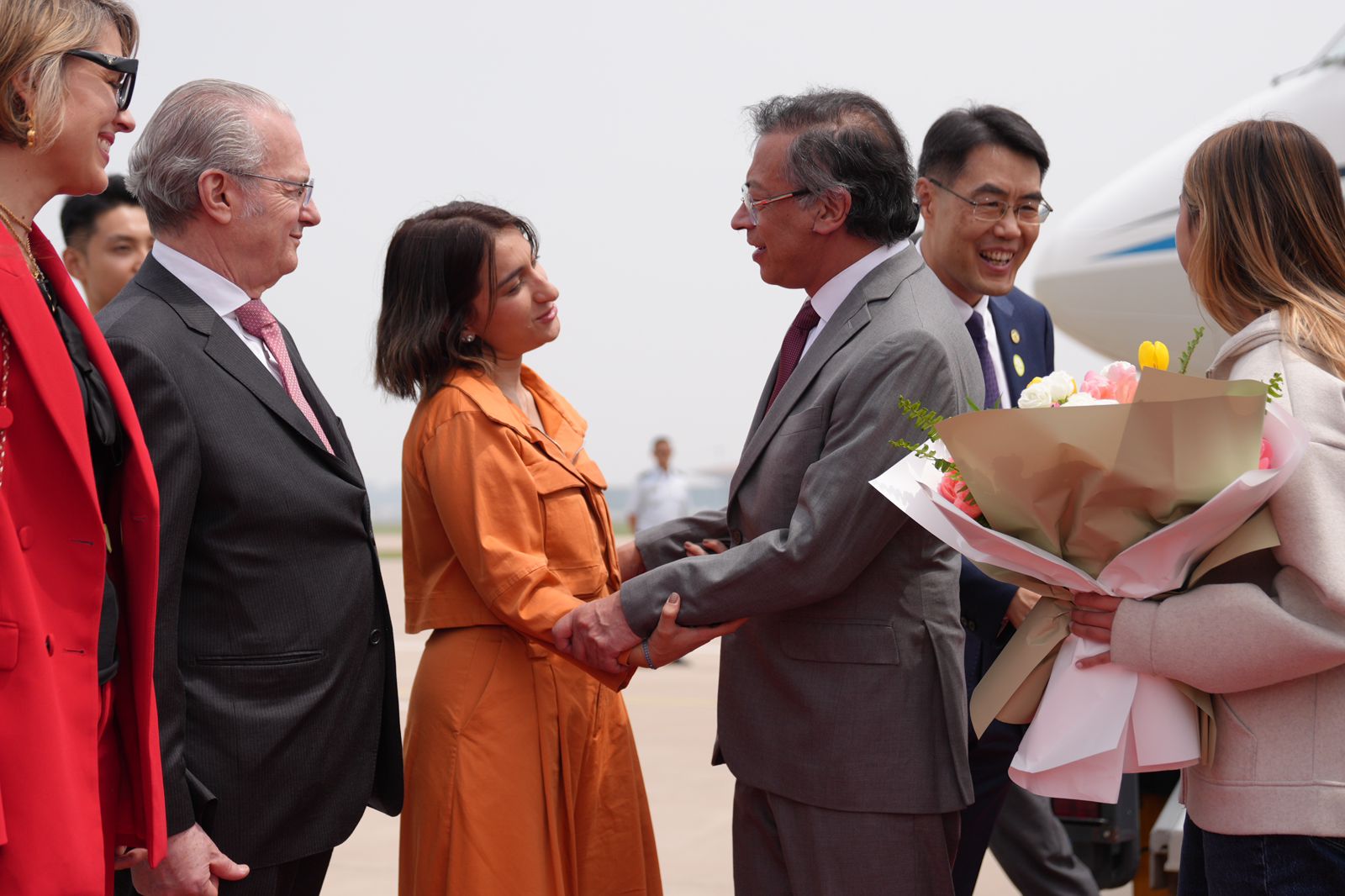 Inicia visita oficial del Gobierno de Colombia a la República Popular China