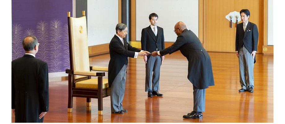 Presentación de las cartas credenciales del Embajador Gustavo Makanaky Córdoba ante Su Majestad el Emperador Naruhito