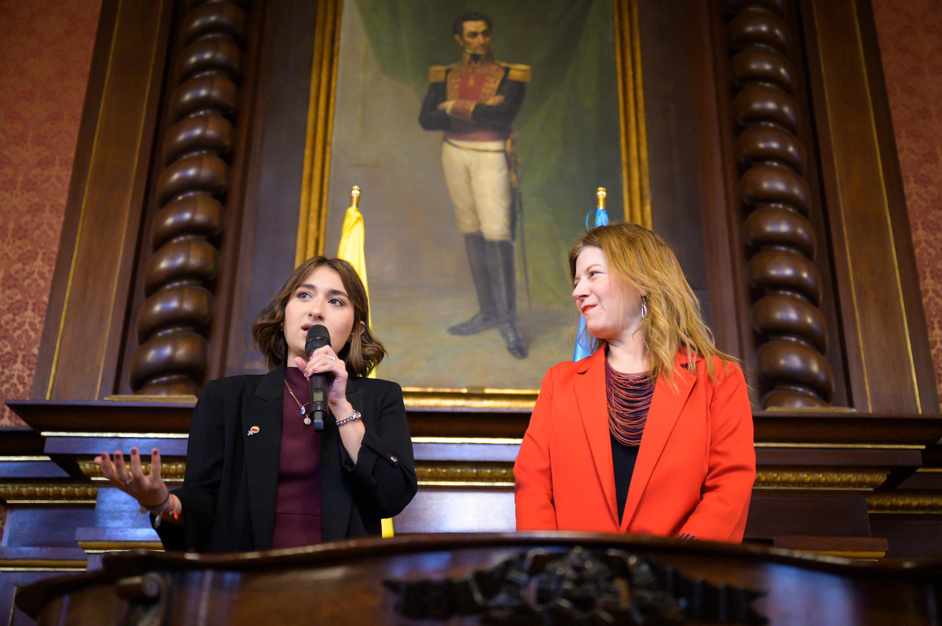 En el día de la mujer en la diplomacia, Colombia reafirma su compromiso con la igualdad de género: Canciller Laura Sarabia firma decreto de Política Exterior Feminista 