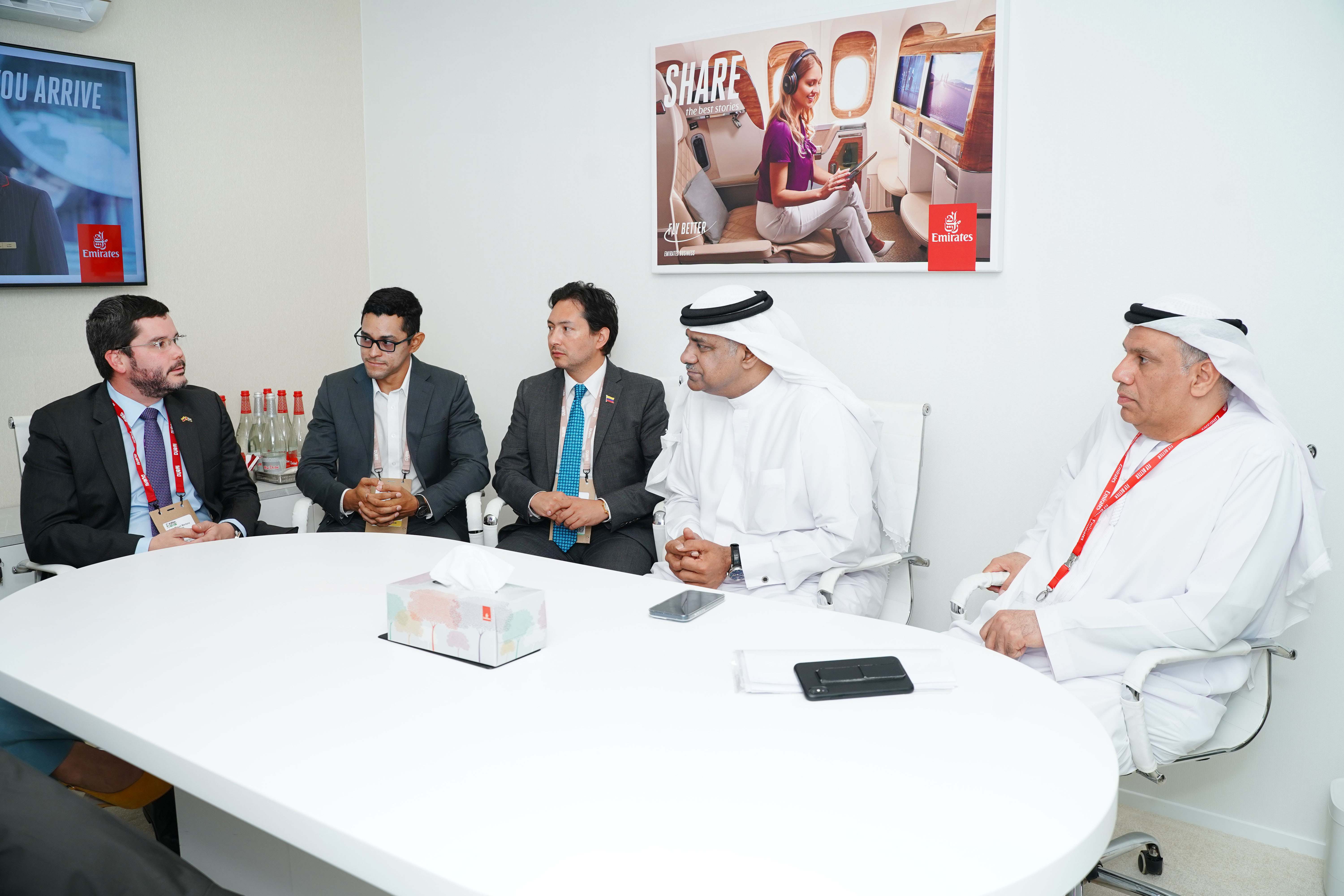 Delegación colombiana impulsa oportunidades para el turismo y los negocios en el Arabian Travel Market 2024 en Dubái 