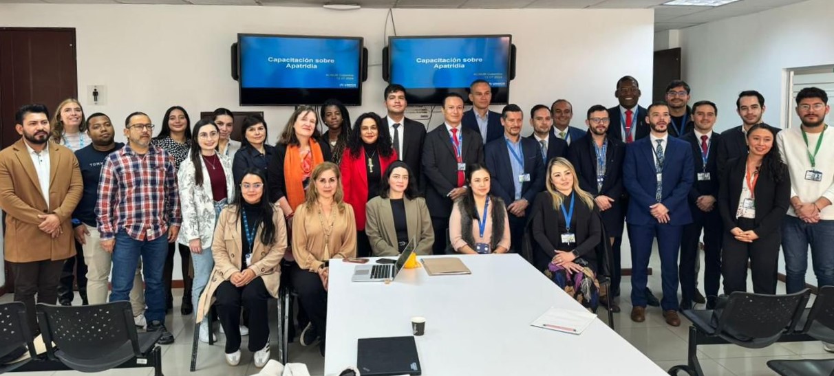 Foto grupal de los participantes