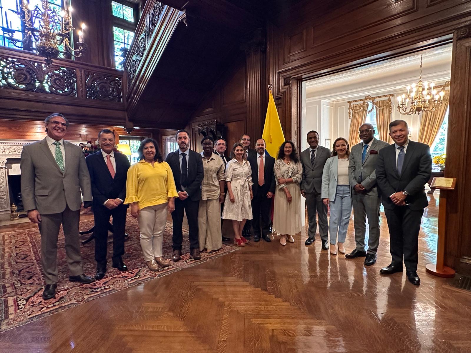 Embajada de Colombia en Washington D.C. y cónsules nacionales buscan fortalecer los servicios consulares para colombianos en Estados Unidos