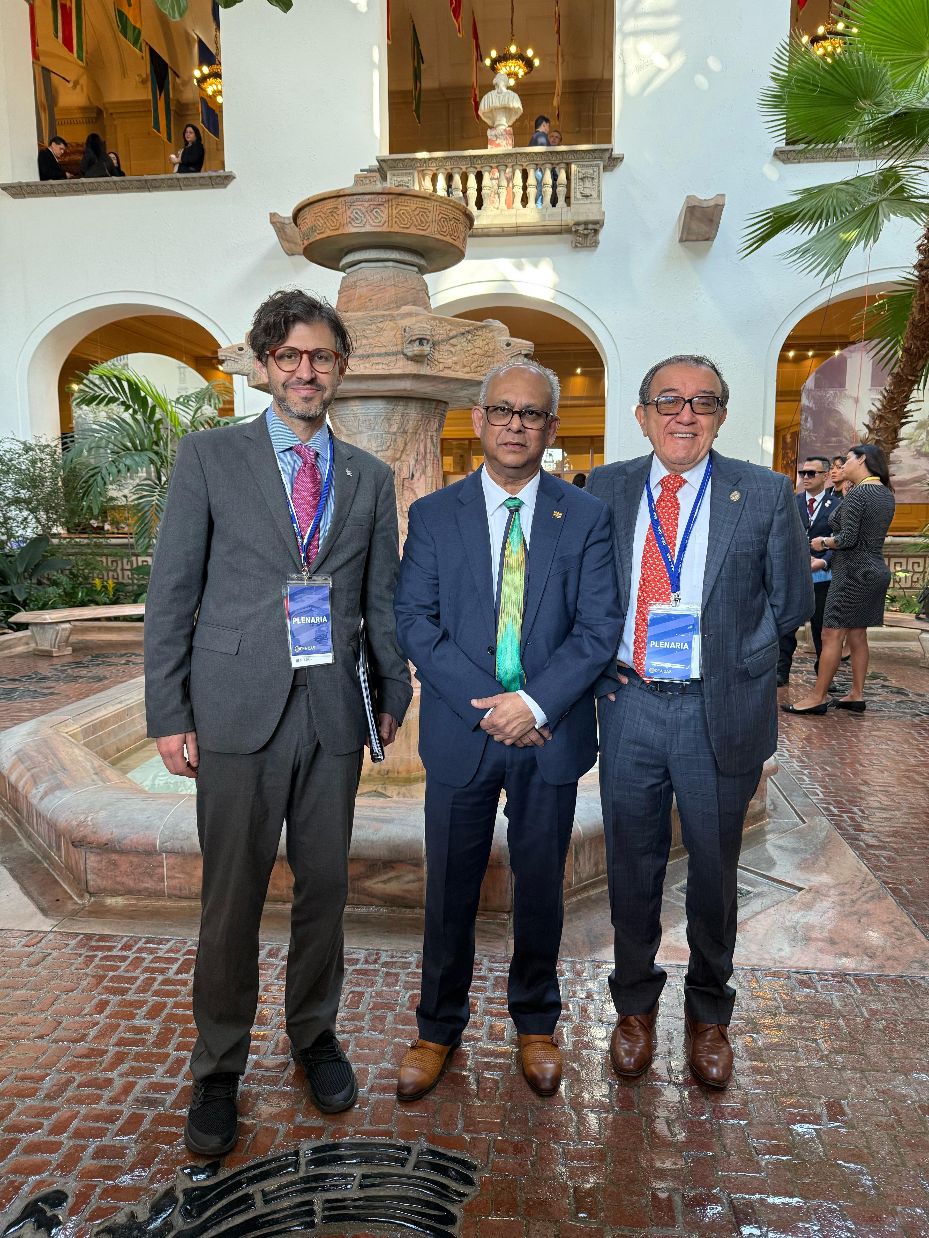 Encuentro con el secretario General de la OEA, Albert Ramdin