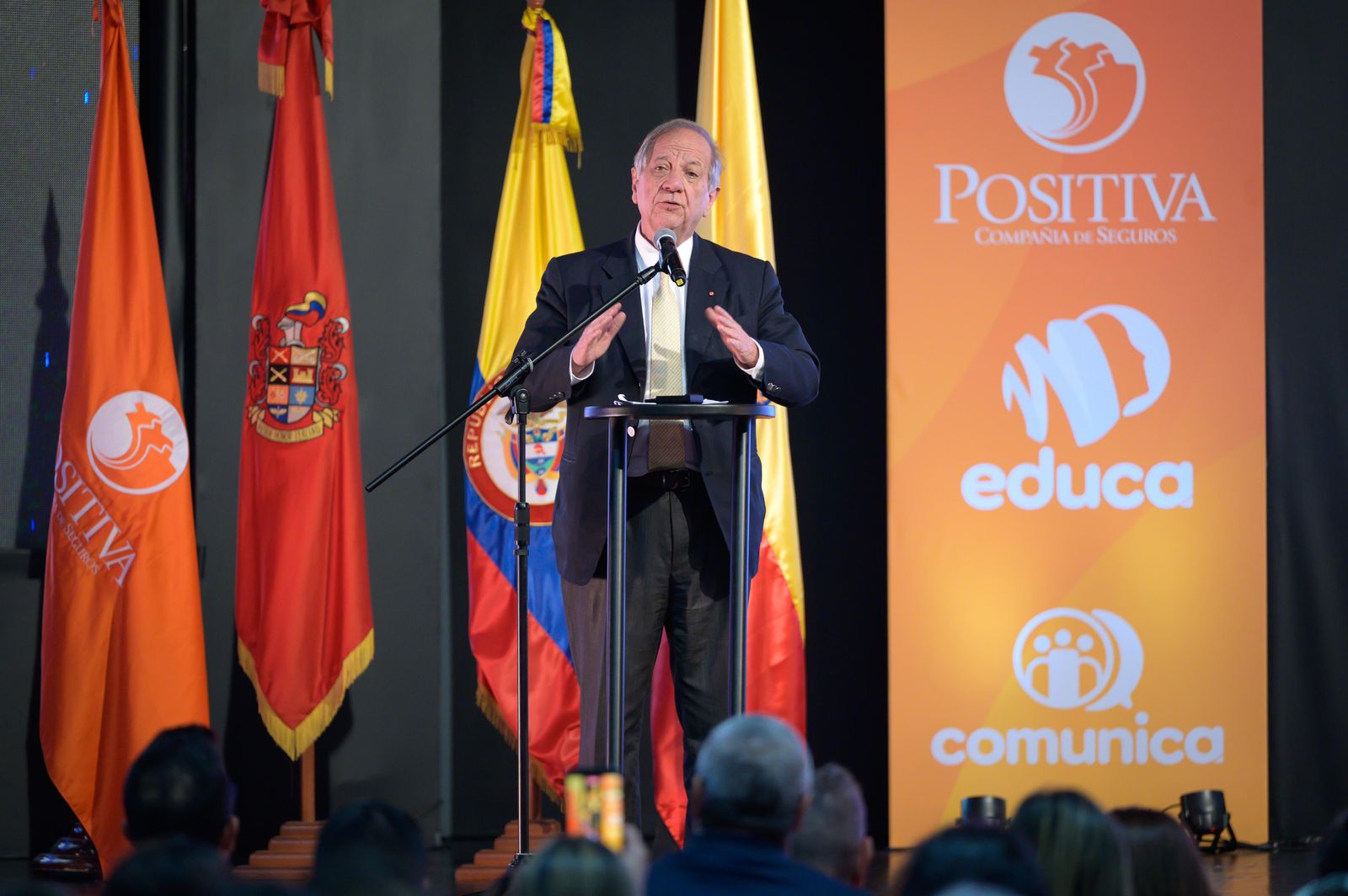 Secretario General de la ALADI promueve la integración regional en su paso por Colombia