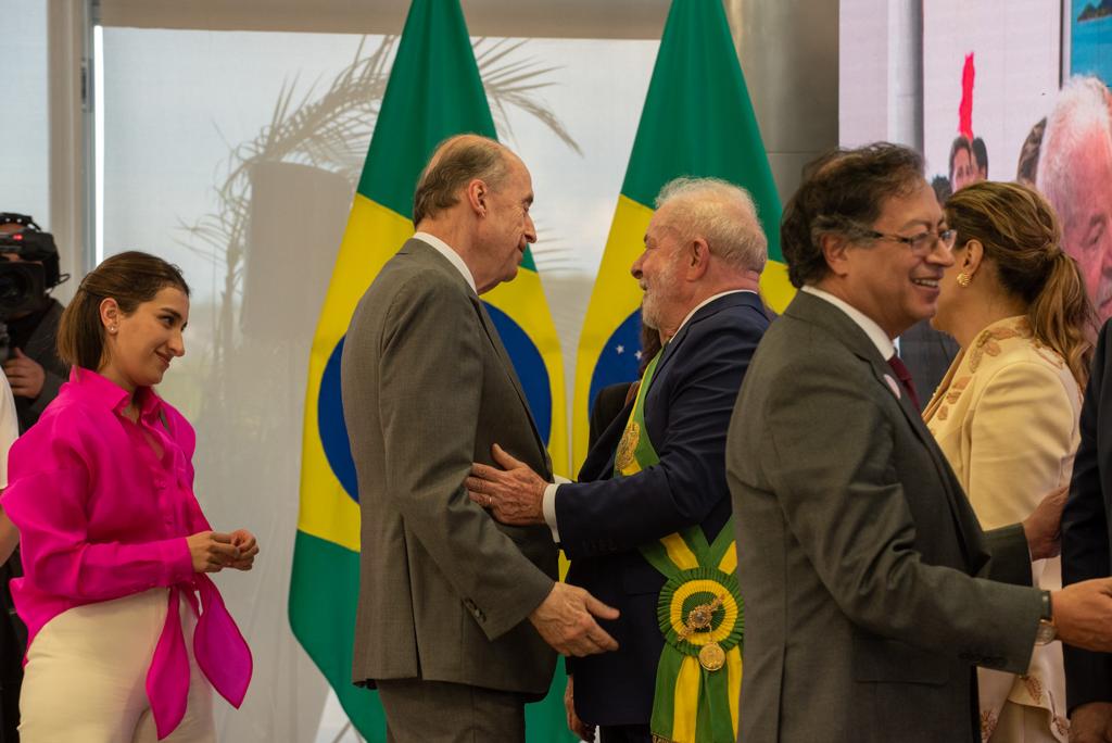 Canciller Álvaro Leyva acompaña al Presidente Gustavo Petro a la posesión de Luiz Inácio Lula da Silva como Presidente de Brasil
