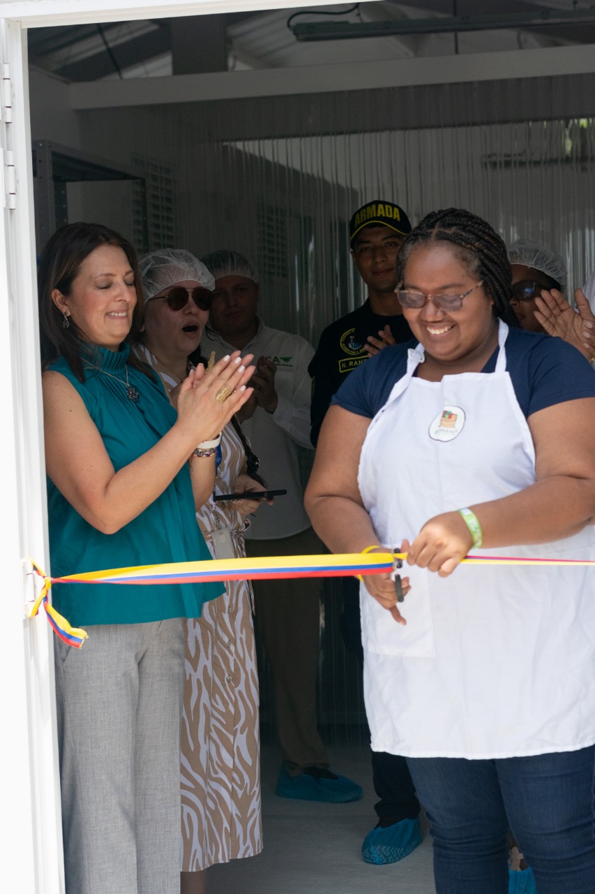  Cancillería entregó planta de transformación de frutas y verduras en el Archipiélago de San Andrés