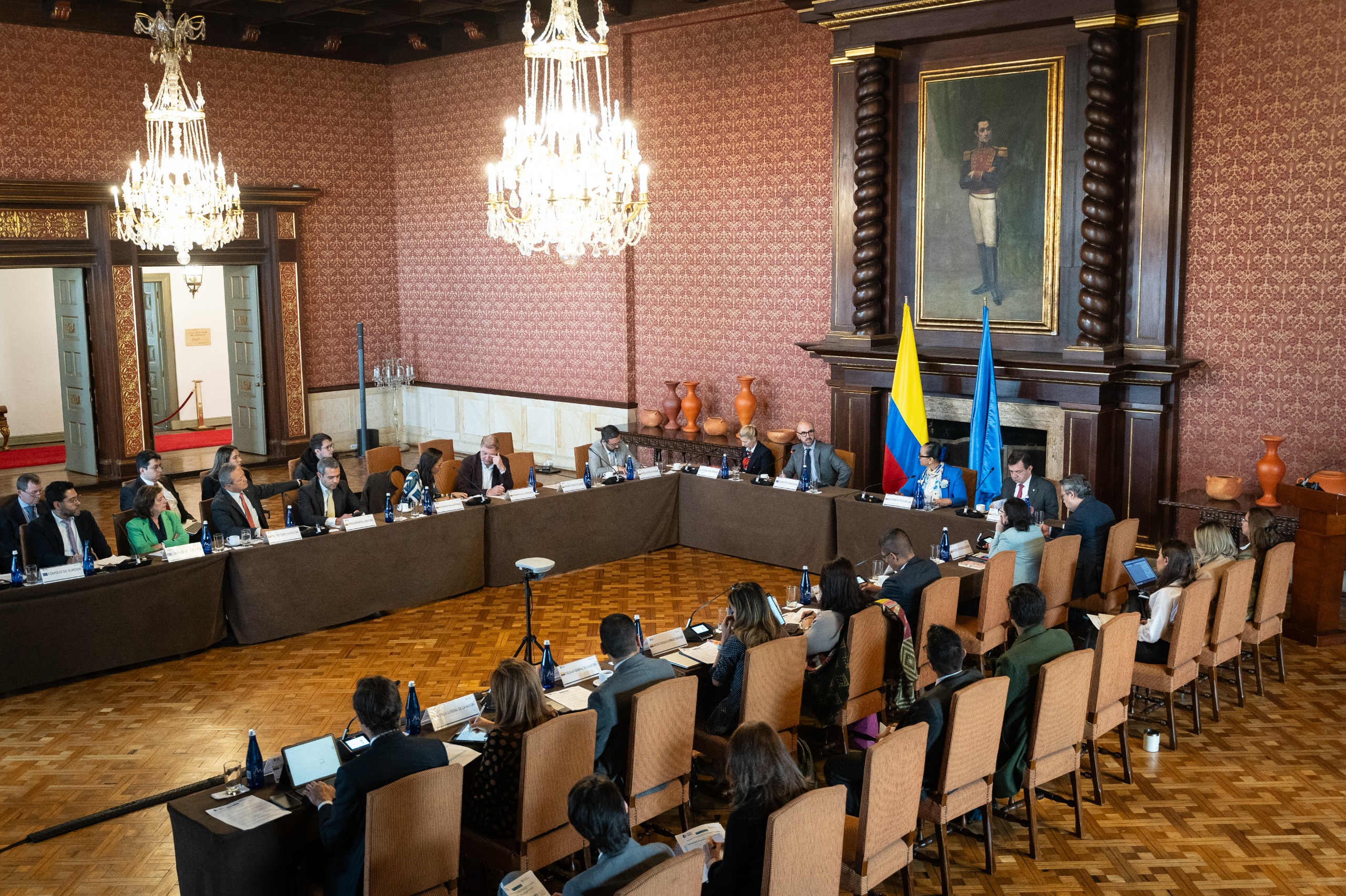 En Cancilleria se realizó la revisión de la legislación nacional sobre ciberdelito