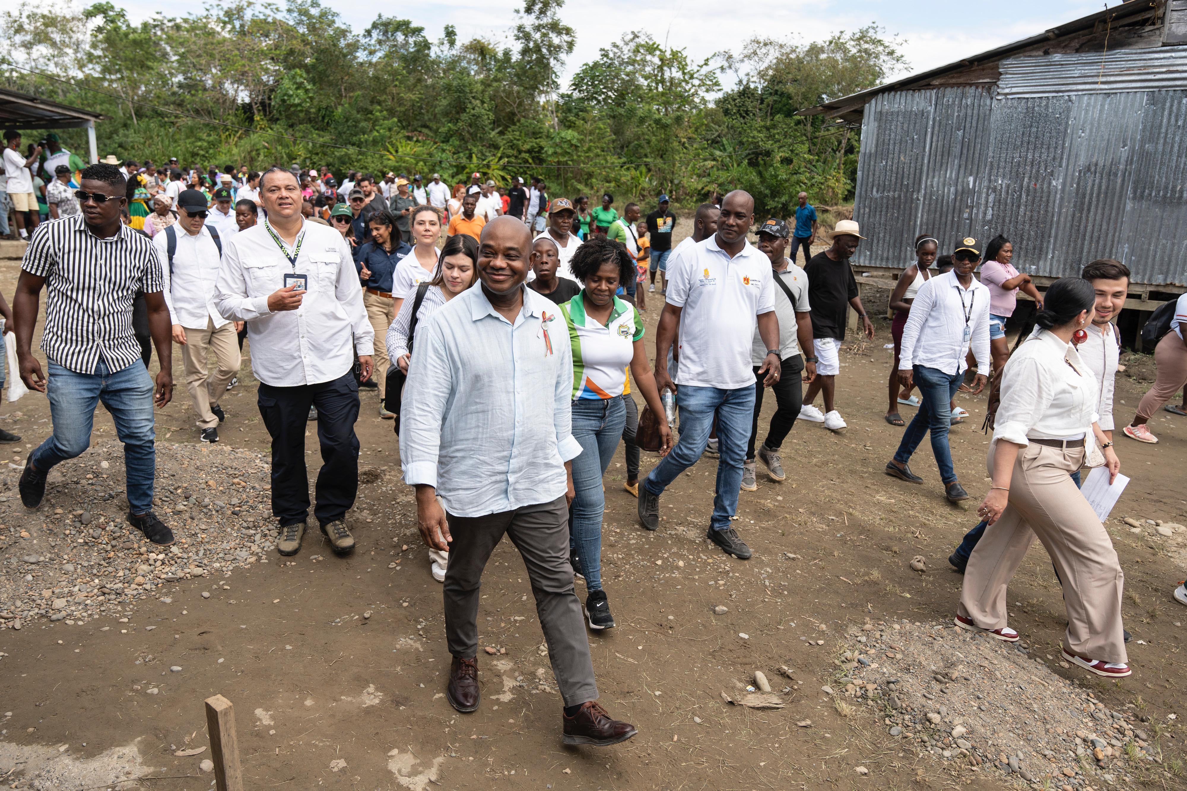 Canciller Murillo lideró visita al Chocó en compañía de cooperantes internacionales para dar respuesta complementaria a la emergencia climática