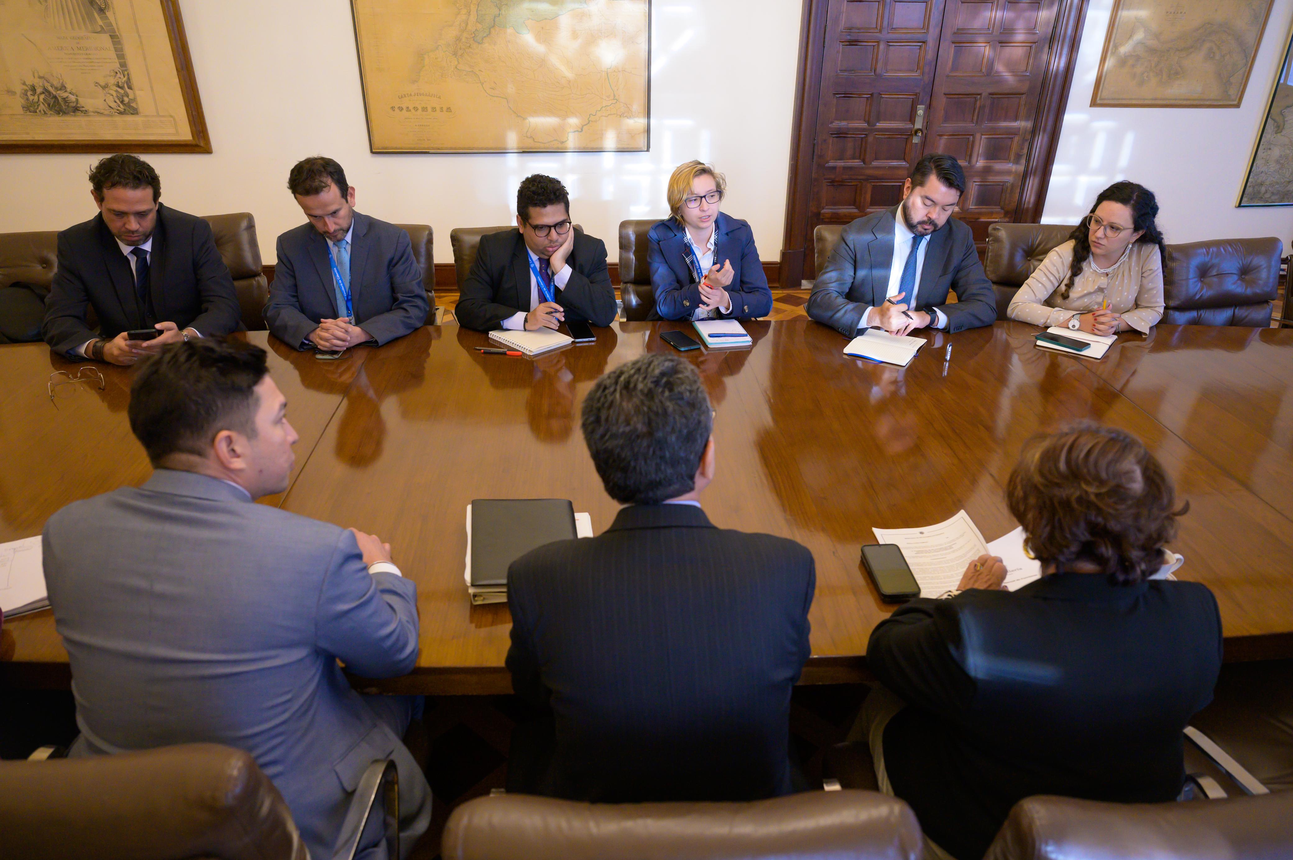 Canciller (e) Rosa Yolanda Villavicencio Mapy lideró un espacio clave para la revisión del Manual de Funciones del Ministerio de Relaciones Exteriores