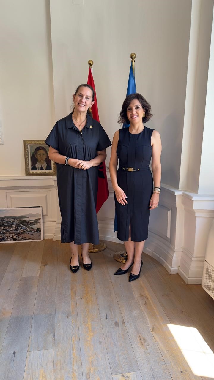 Embajadora Ligia Margarita Quessep Bitar presenta cartas credenciales como Embajadora de Colombia concurrente ante la República de Albania