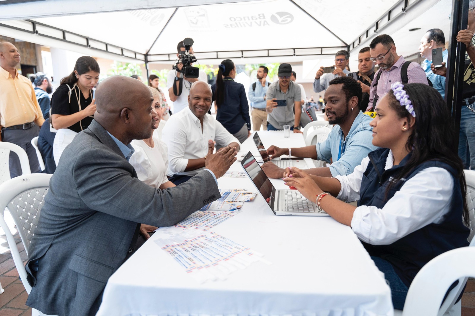 Canciller Luis Gilberto Murillo desarrolla agenda de trabajo en Palmira, en el Valle del Cauca, en el marco de la iniciativa de la diplomacia subnacional.