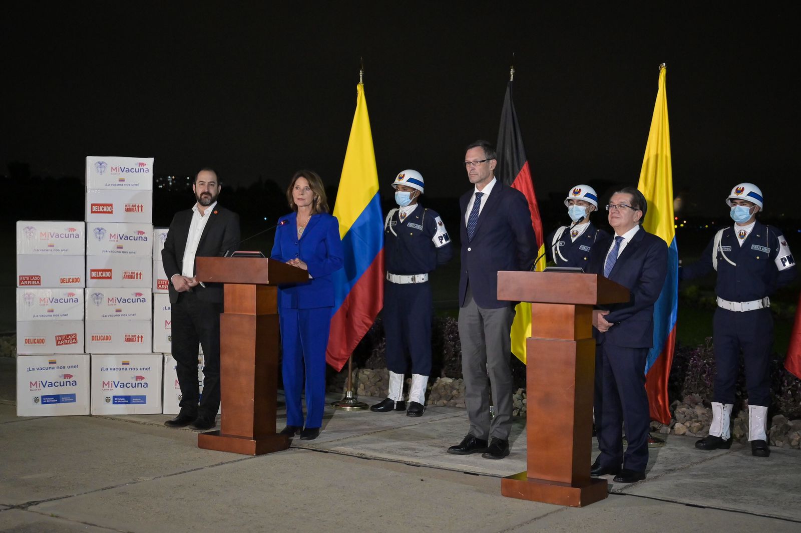 Colombia recibe donación de 2.3 millones de dosis de la vacuna Pfizer por parte del Gobierno de Alemania