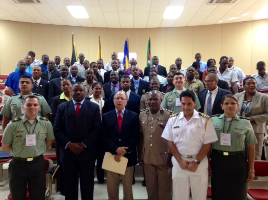 Colombia y Jamaica avanzan en la lucha contra el problema mundial de las drogas en el Caribe