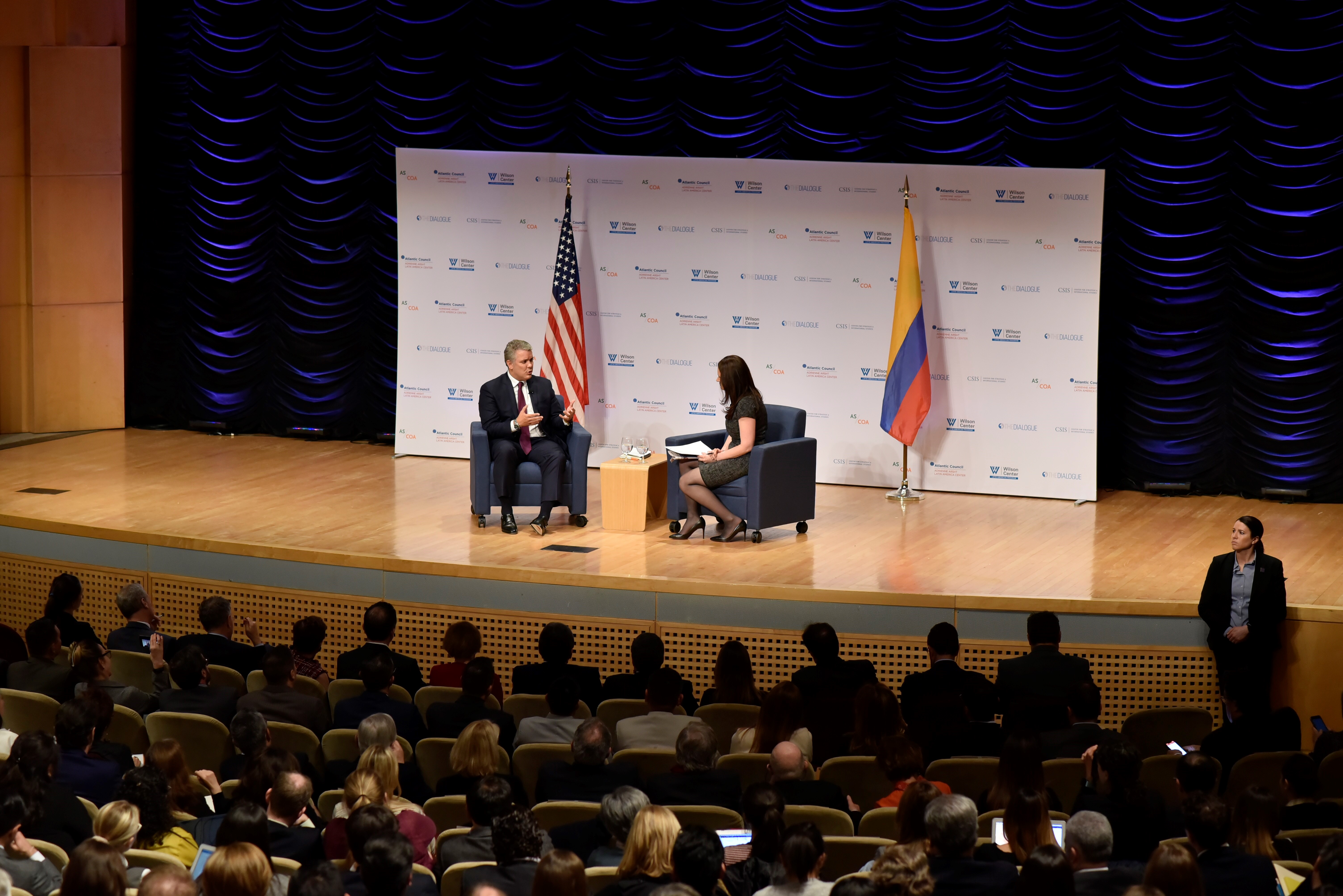 El Presidente Iván Duque, en compañía del Canciller Carlos Holmes Trujillo, asistió a un conversatorio con centros de pensamiento de los Estados Unidos