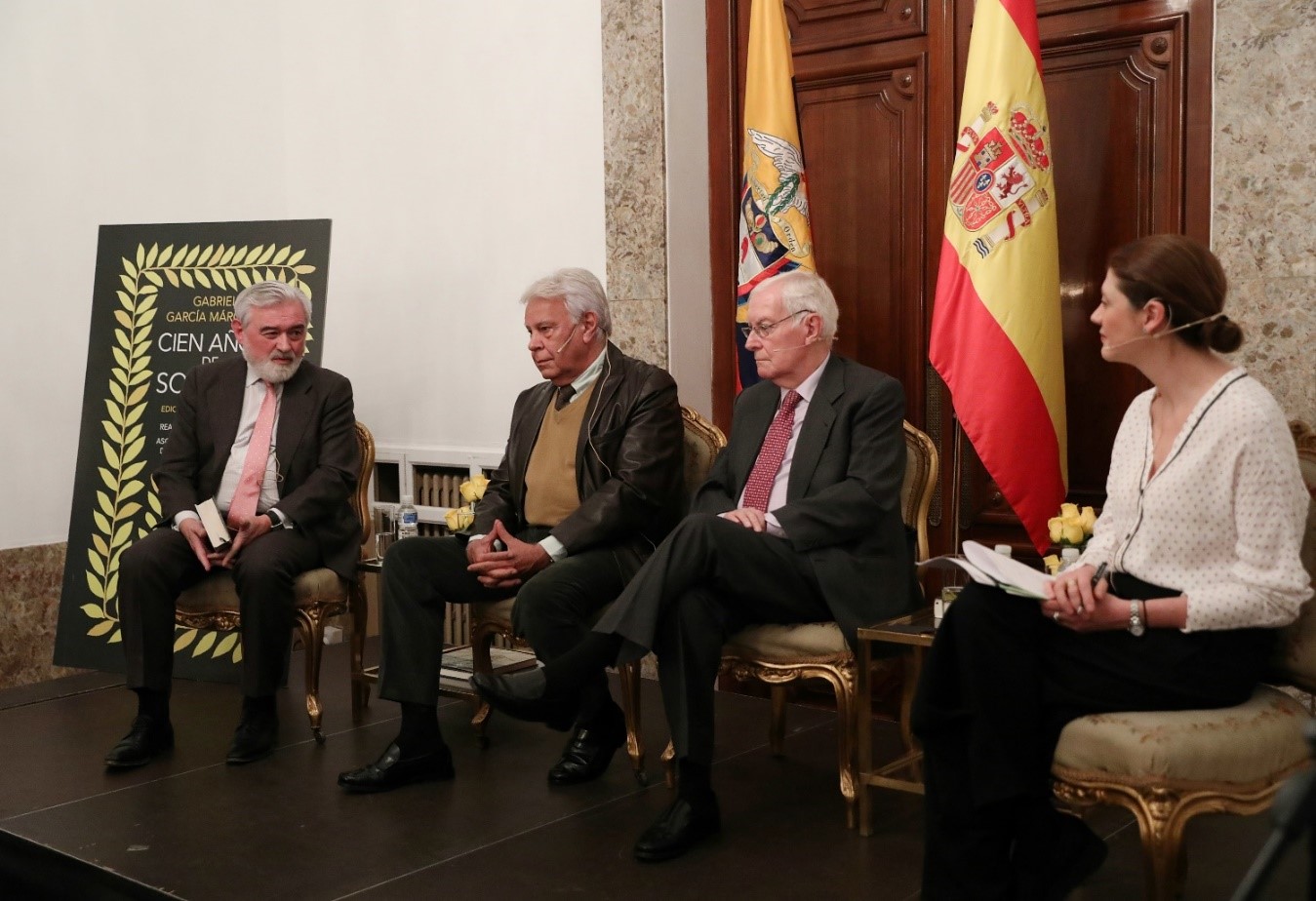Inician actividades de Acción Cultural de nuestras embajadas en 2018 con conversatorio sobre la edición conmemorativa de “Cien años de soledad” en España
