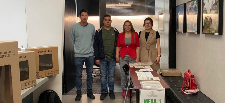 Se realizó la apertura del puesto de votación ubicado en Guangzhou, China, el cual tiene un potencial electoral de 181.  