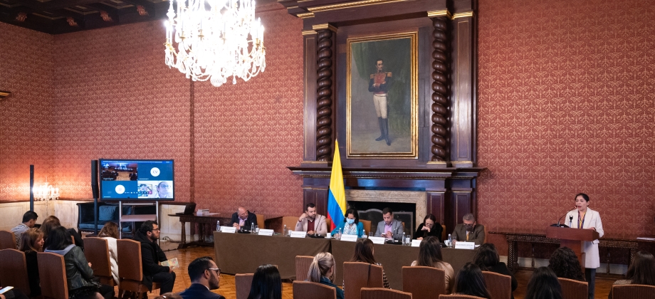 Entidades del Gobierno Nacional y del Sistema Integral para la Paz instalaron la Mesa de Medidas de Satisfacción para Víctimas en el Exterior