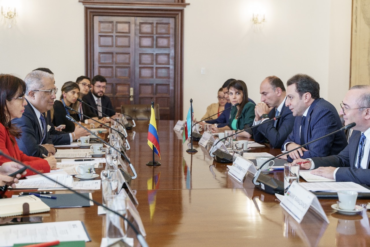 Consultas Políticas bilaterales entre Colombia y Azerbaiyán