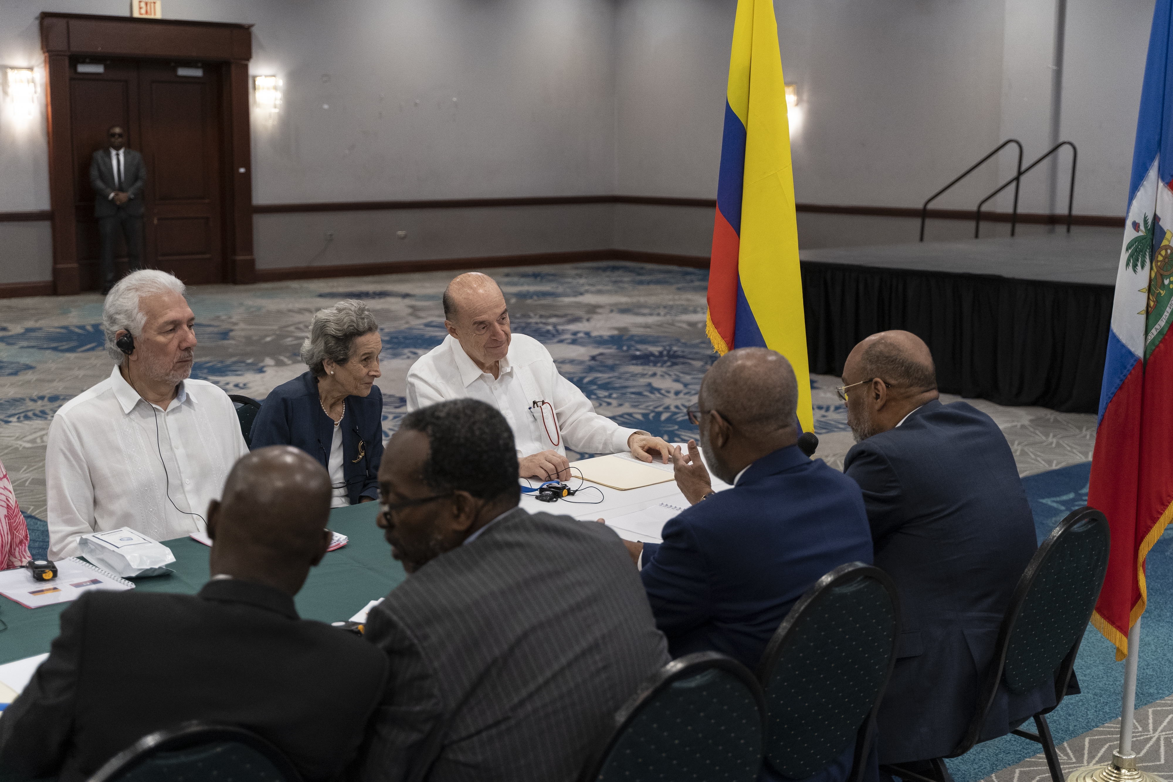 Haití reconoce la experiencia de Colombia en construcción de paz y justicia y ambos países se proponen fortalecer la cooperación en estos y otros asuntos