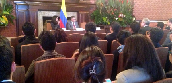 Director de la Academia Diplomática de Paraguay, Óscar Cabello Sarubbi, Academia diplomática