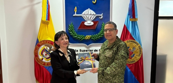 Academia Diplomática y Escuela Superior de Guerra fortalecen cooperación académica