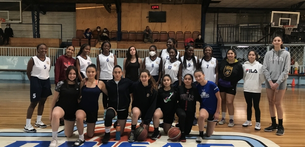 Finalizó el intercambio deportivo de baloncesto en Chile en el que participaron ocho jóvenes chocoanas Finalizó el intercambio deportivo de baloncesto en Chile en el que participaron ocho jóvenes chocoanas