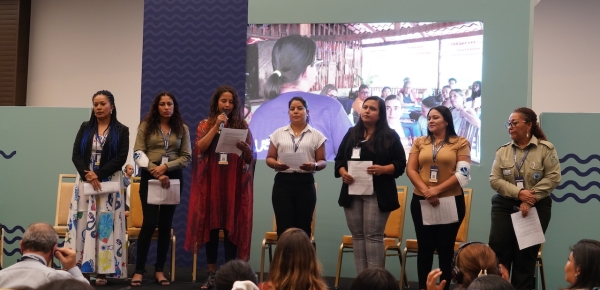 Entrenadora de surf, beneficiaria de la iniciativa de Diplomacia deportiva de Cancillería, fue una de las lideresas ambientales invitada a la Conferencia de las Naciones Unidas sobre el Océano