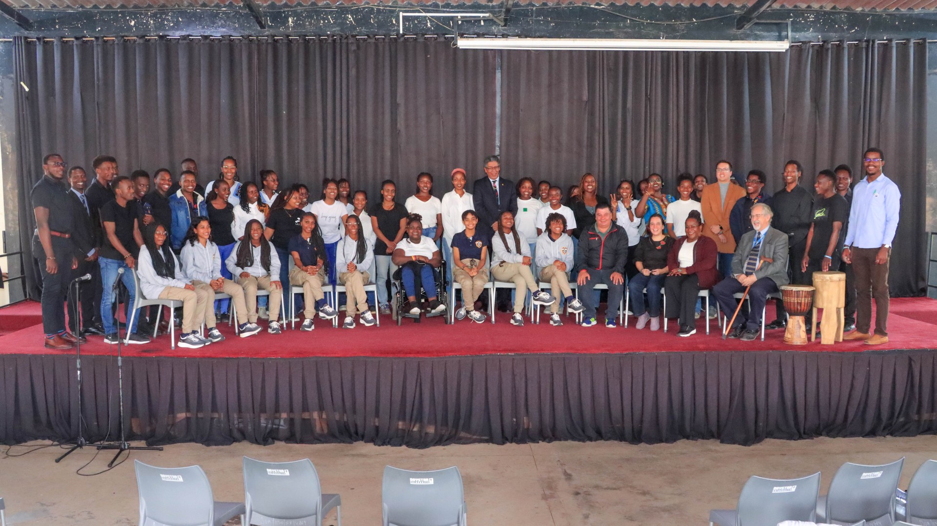 Gracias al talento de ocho niñas de Tumaco, Colombia cantó en Kenia con el alma del pacífico